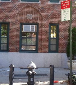 NYC fire hydrant and parking permitted sign